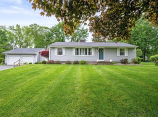 669 Webster Rd, Webster, NY 14580