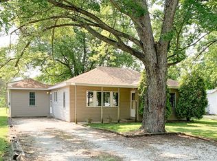 121 N Lane St, Potomac, IL