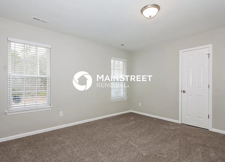 1135 Larkspur Ln — Photo 14