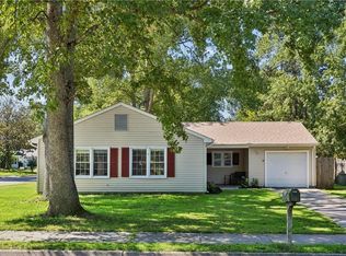 9 Westmont Dr, Hampton, VA 23666