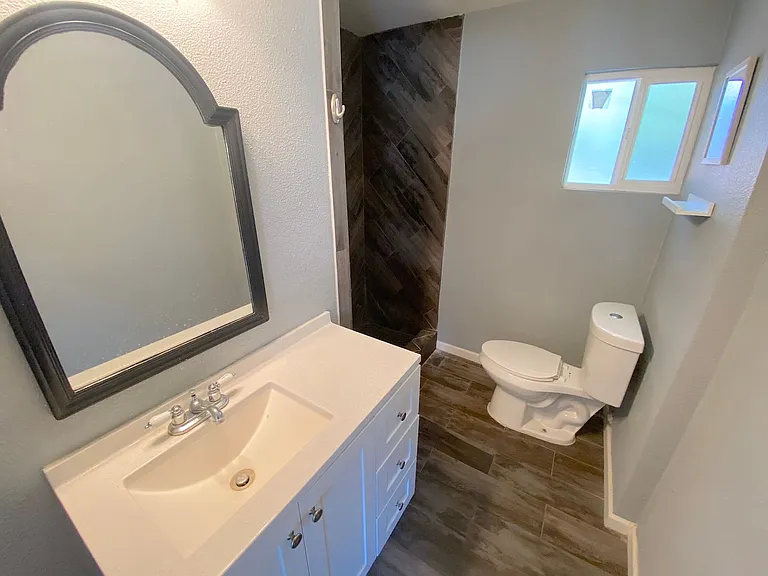 4424 Eleanor Way — Photo 20