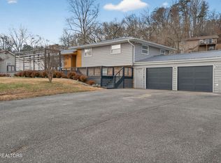 308 Sanford Ave, Clinton, TN 37716