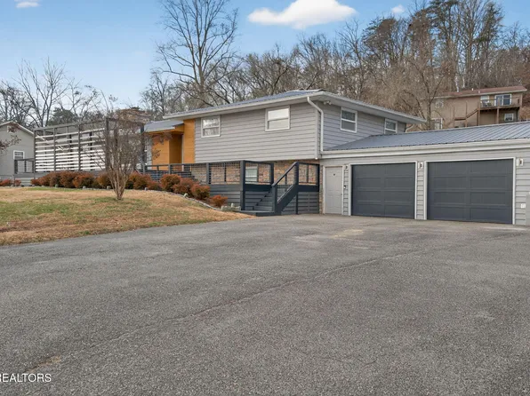 308 Sanford Ave, Clinton, TN 37716