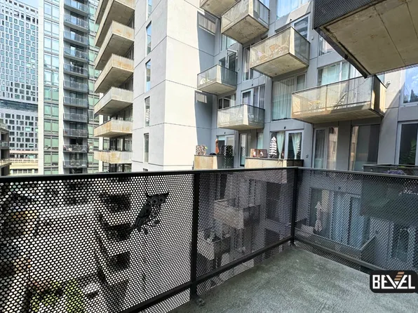 42-20 27th Street 705 image 3 of 25