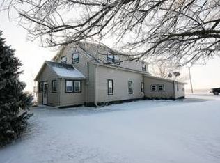 101 County Road 100 N, Ivesdale, IL