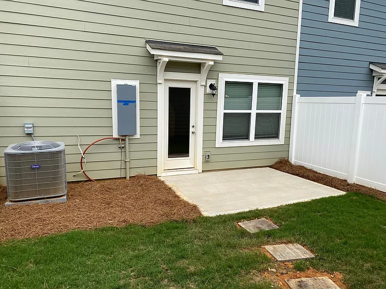 212 Sagecroft Ln — Photo 10
