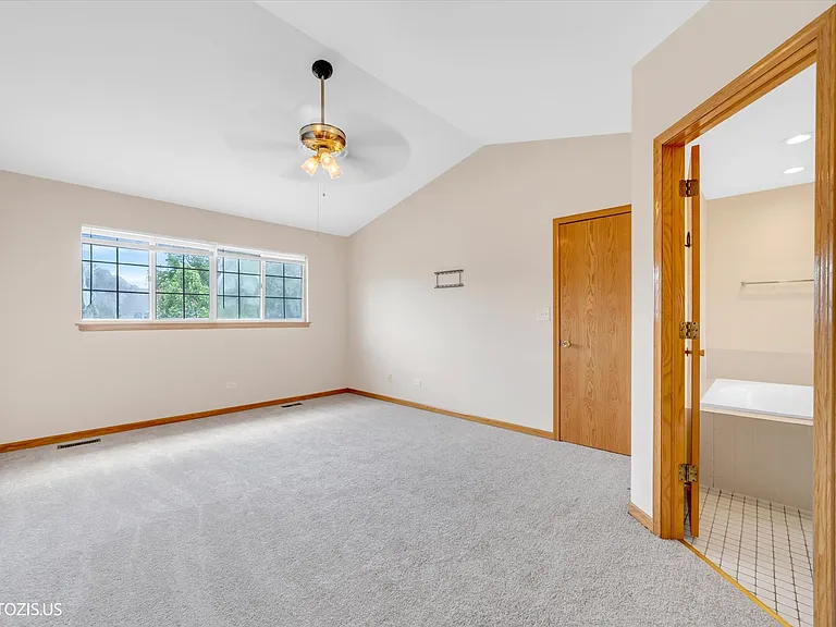 1906 Armwood Ln — Photo 23