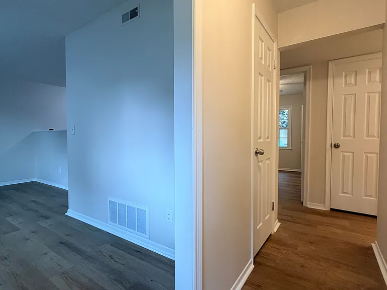 705 Lakecrest Ave — Photo 24
