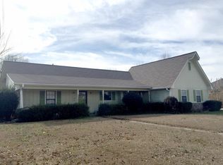 241 Jones Dr, Columbus, MS 39702