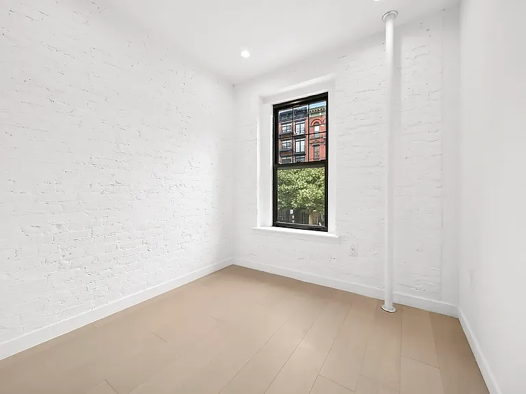 145 2nd Ave #3 — Photo 6
