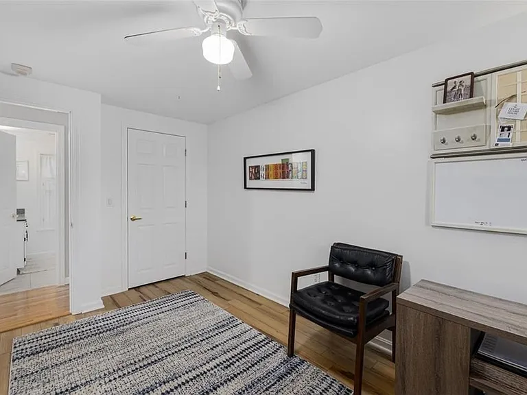 208 Marlborough St #4 — Photo 28