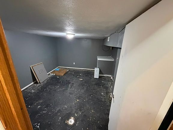 4th image of 9616 W Bradley Rd