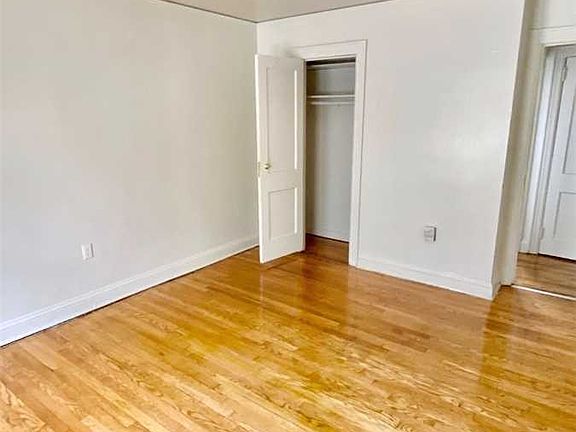 4th image of 32 Forest Ave Floor 2
