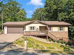 31 Dumfries Dr, Bella Vista, AR 72715