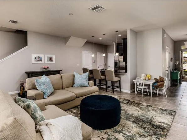 546 52nd Ter N, Saint Petersburg, FL 33703