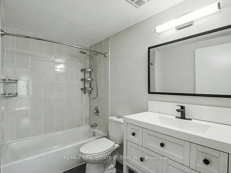 15 Hofstetter Ave #313 — Photo 16