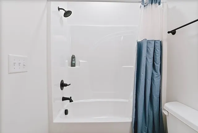 3233 Bradley Ln — Photo 21