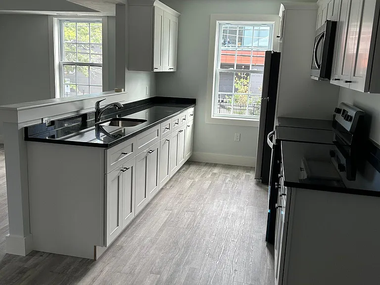 135 Chelmsford St #2 — Photo 3