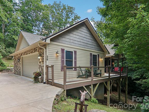 3rd image of 25 Arnie Dr