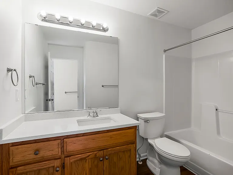 5131 Woodland Dr — Photo 22