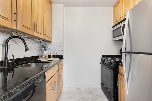 Sold by Douglas Elliman | media 4