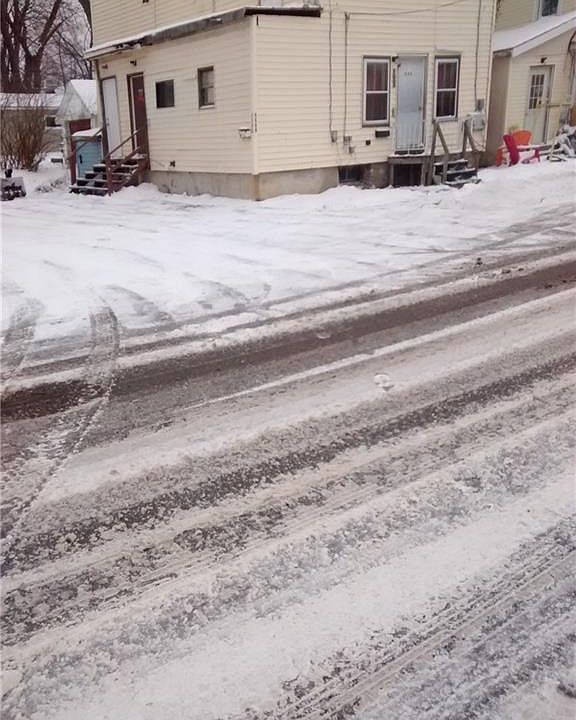 2nd image of 1135 Bronson St