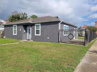 8603 Stroelitz St, New Orleans, LA 70118