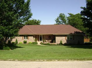 1718 Forest Park Ct, Jefferson City, MO 65109