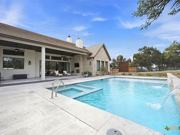 3rd image of 5890 Colin Rdg