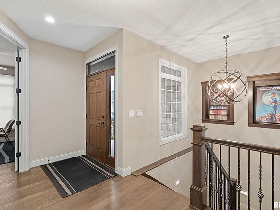 5th image of 1422 Racine Ct