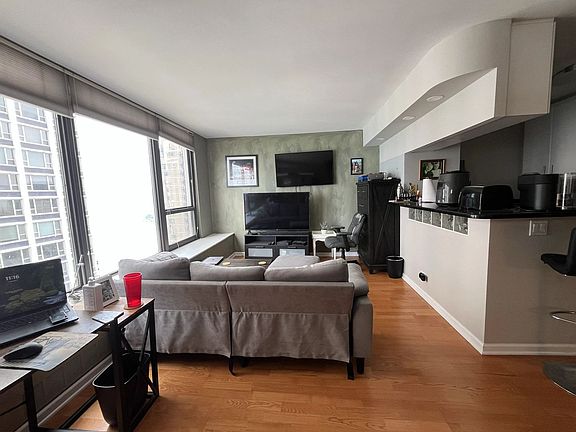 3rd image of 1313 N Ritchie Ct APT 2506