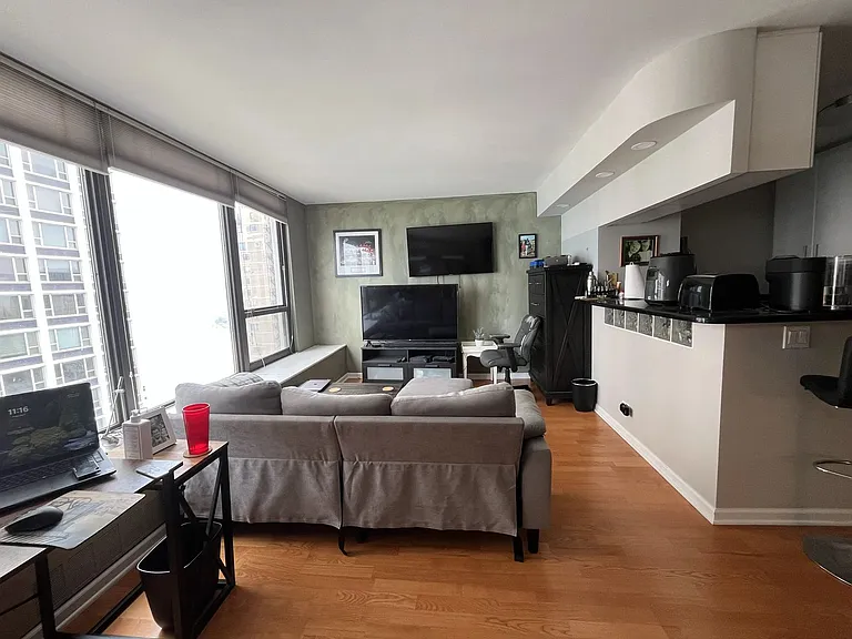 1313 N Ritchie Ct #2506 — Photo 3