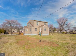 1015 Sycamore Ave, Croydon, PA 19021