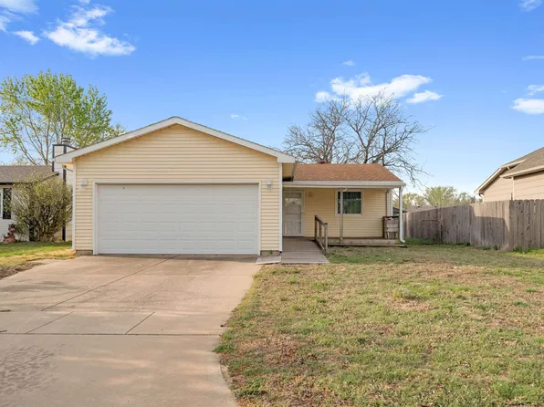 925 E Idlewild St, Wichita, KS 67216