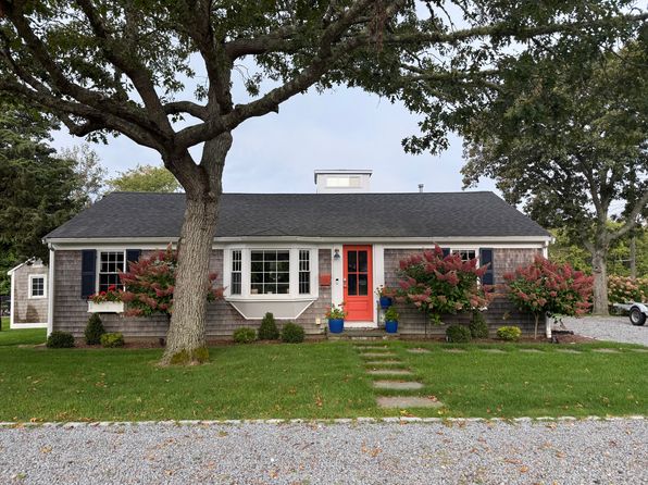 147 Berry Ave