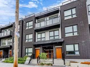 15 Brenthall Ave #12, Toronto, ON M2R 1N1