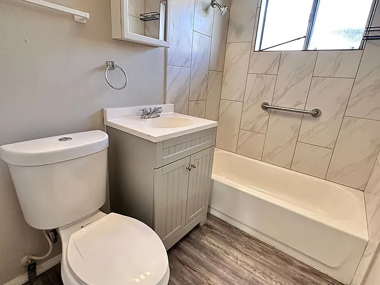 3211 Morris Street NE — Photo 12