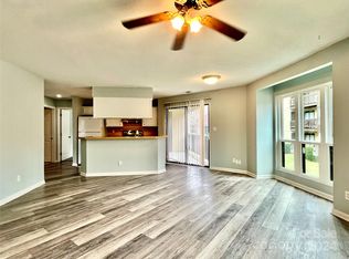 8073 Cedar Glen Dr, Charlotte, NC 28212