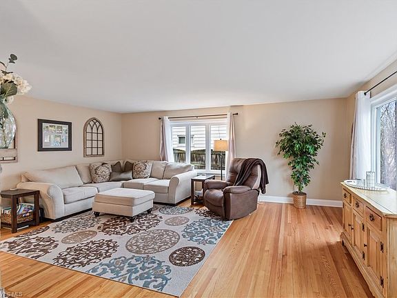 3rd image of 2515 18th St