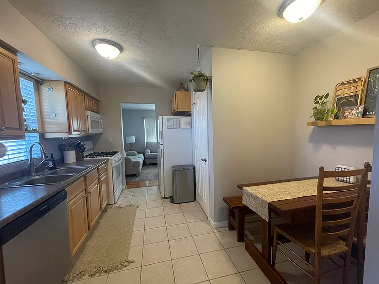 335 S 31st St — Photo 13