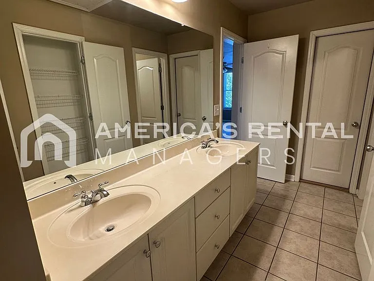 2358 Acton Park Cir — Photo 42