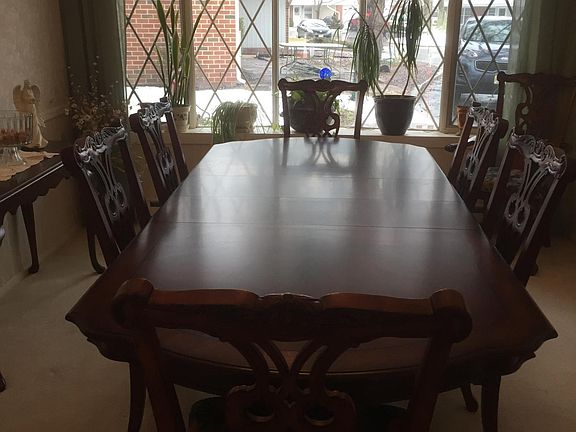 5th image of 1226A Argyll Cir