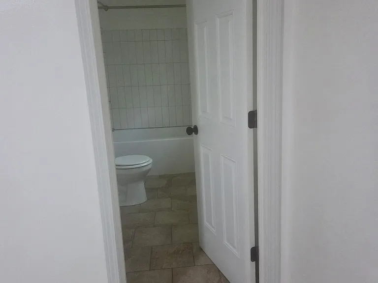 2824 Delrose Dr — Photo 19