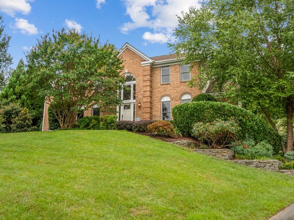 1200 Tottenham Ct