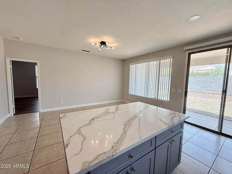 6558 W Townley Ave — Photo 23