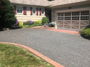 65 Silverbrook Rd, Shrewsbury, NJ 07702