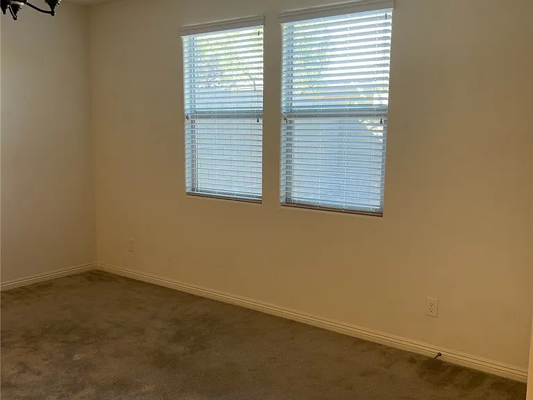 910 Cherry Glen Pl — Photo 11