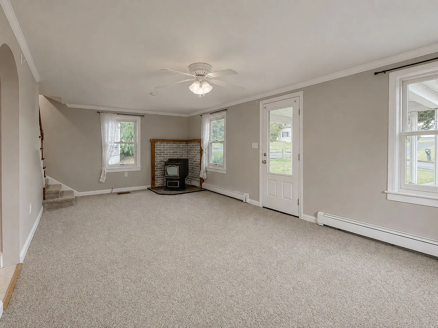 3 bed, 1290 sqft, $1,795 — Photo 4