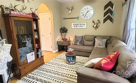 4th image of 116 Whistling Pines Dr