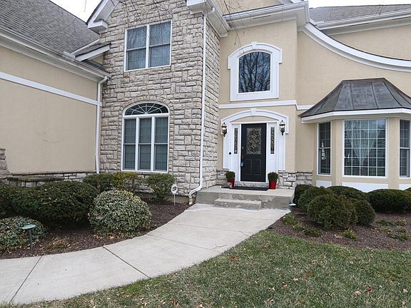 3rd image of 6500 Winter Hazel Dr